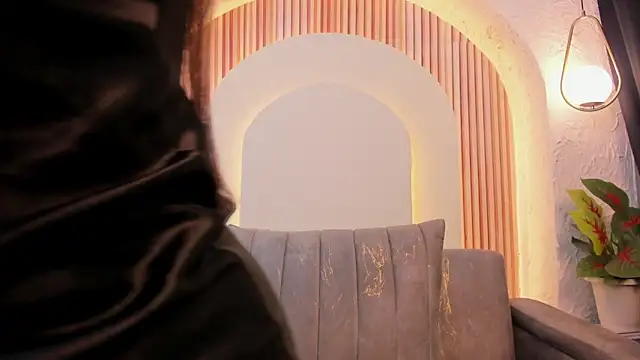 Snapshot of violet_scott_ chatting on 02.28.26 violet scott online show from 02.28.26