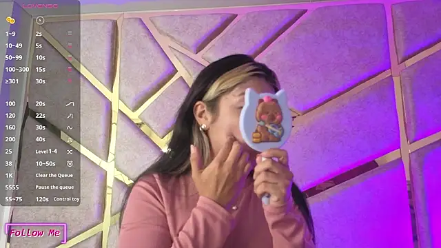 Dahiana Dmour  online show from 03.02.26