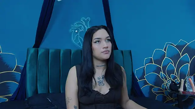 valery-vixen2 online show from 02.20.26