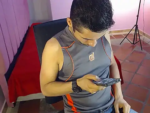 Snapshot of FerminGomez chatting on 02.04.26 FerminGomez online show from 02.04.26