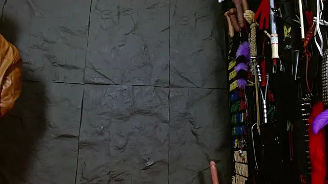 Ariaoficial online show from 02.21.26