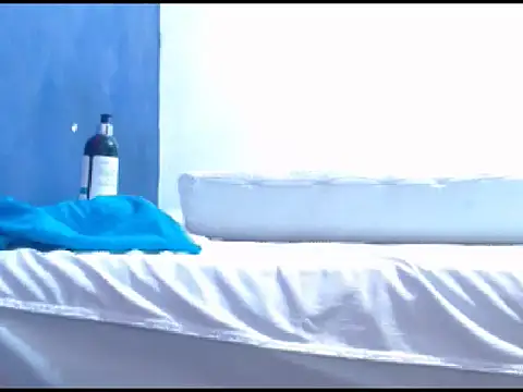 Snapshot of xxiomarasweet chatting on 02.14.26 xxiomarasweet online show from 02.14.26