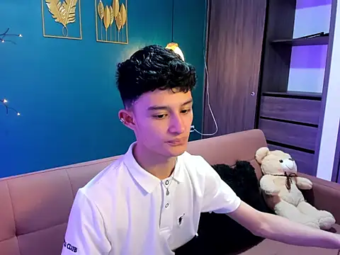 Patrick Howland  online show from 02.13.26