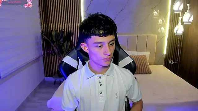 Patrick Howland  online show from 02.15.26