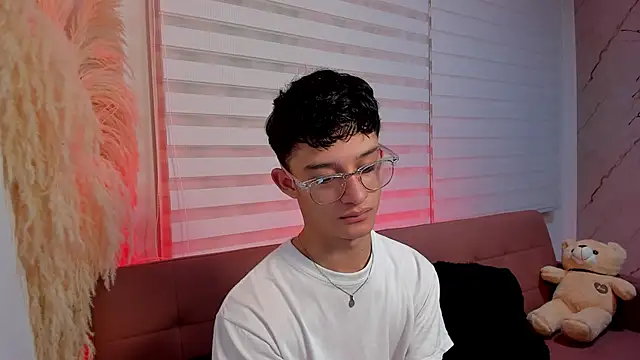 Patrick Howland  online show from 02.27.26