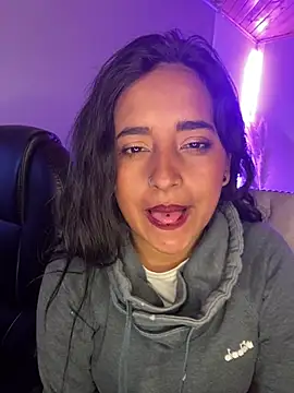 Annie Alicee online show from 02.24.26