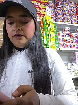 Snapshot of Annie_Alicee chatting on 07.17.26 Annie Alicee online show from 07.17.26