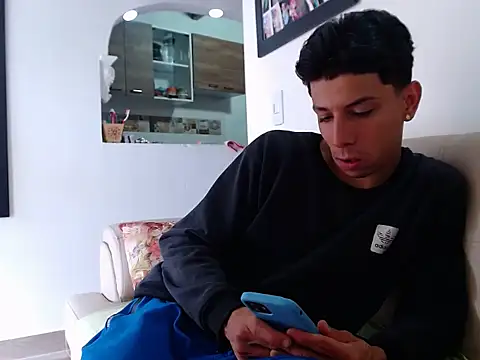 waner thom online show from 02.10.26