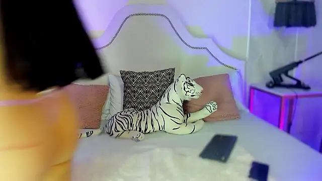 niicole garner online show from 02.24.26