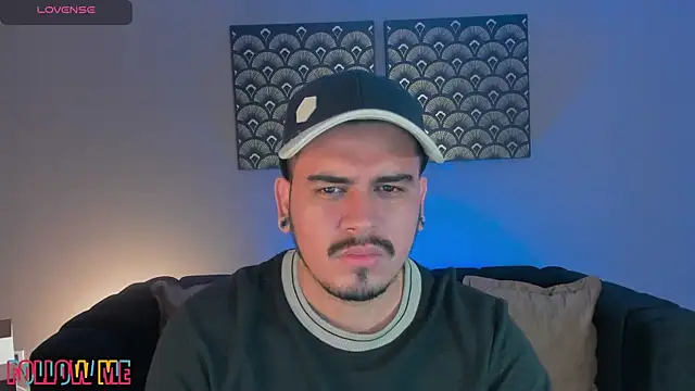 Snapshot of Chriss_Hunt chatting on 02.11.26 Chriss Hunt online show from 02.11.26