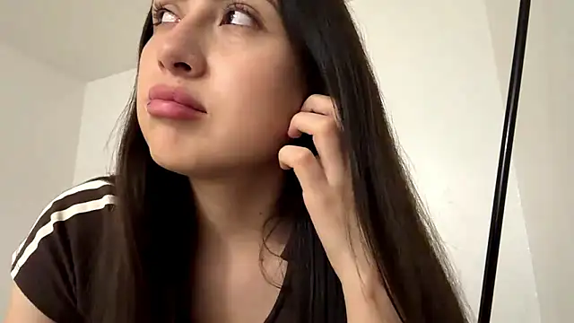 Snapshot of BreanneTamondong chatting on 02.07.26 BreanneTamondong online show from 02.07.26