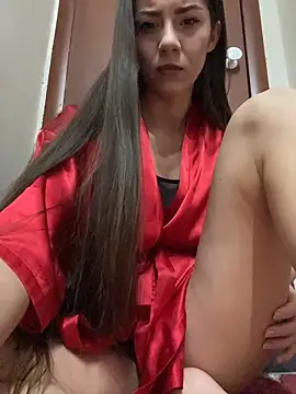 Snapshot of OnlyLeiLa chatting on 02.21.26 OnlyLeiLa online show from 02.21.26