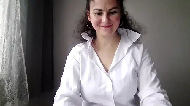 Snapshot of LexiMira254 chatting on 02.12.26 LexiMira254 online show from 02.12.26