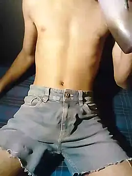 Snapshot of vihan_roy chatting on 05.10.26 vihan roy online show from 05.10.26