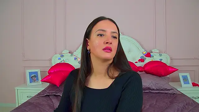 ElinaBellucci online show from 03.02.26