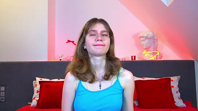 Snapshot of MilaMaelis chatting on 03.18.26 MilaMaelis online show from 03.18.26