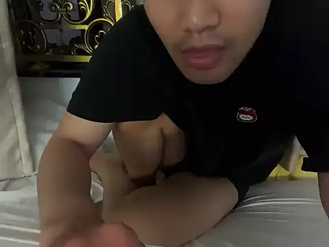 Snapshot of asianvietboy09 chatting on 06.20.26 asianvietboy09 online show from 06.20.26
