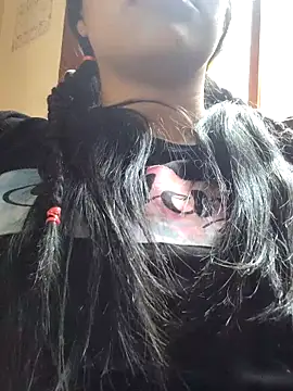 Julieta Parker online show from 02.14.26