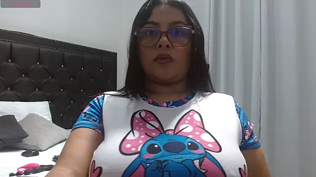 SarahThomsons online show from 02.27.26