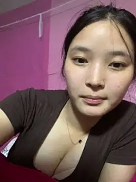 Snapshot of Suzu_xx01 chatting on 05.13.26 Suzu xx01 online show from 05.13.26