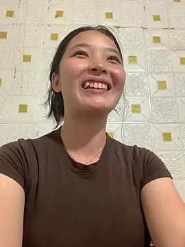 Snapshot of Suzu_xx01 chatting on 05.14.26 Suzu xx01 online show from 05.14.26