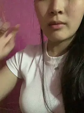 Snapshot of Suzu_xx01 chatting on 05.21.26 Suzu xx01 online show from 05.21.26