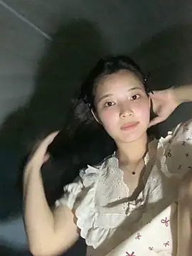 Snapshot of Suzu_xx01 chatting on 06.02.26 Suzu xx01 online show from 06.02.26