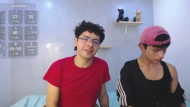 Snapshot of Eliotkinky chatting on 02.11.26 Eliotkinky online show from 02.11.26