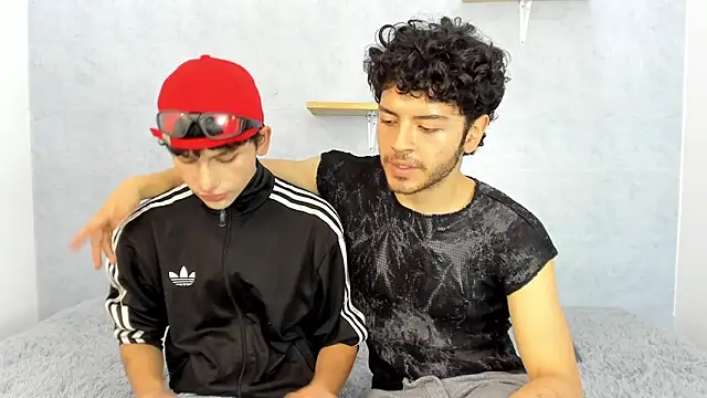 Snapshot of Eliotkinky chatting on 02.28.26 Eliotkinky online show from 02.28.26