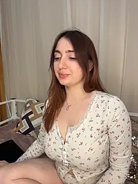 Snapshot of Linnea_ chatting on 02.14.26 Linnea online show from 02.14.26