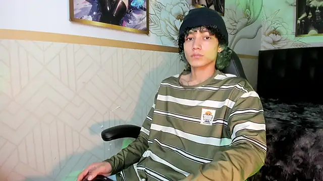 Snapshot of thanier_18 chatting on 02.28.26 thanier 18 online show from 02.28.26