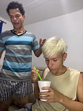 MaxyRyan online show from 02.22.26