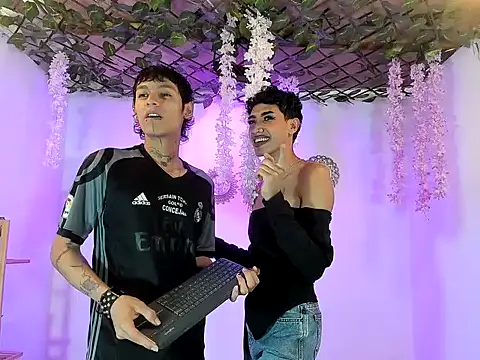 Snover hot2006 online show from 03.08.26