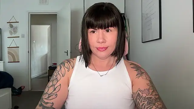 EdenRose online show from 05.02.26