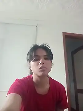 Snapshot of Maggyx chatting on 06.17.26 Maggyx online show from 06.17.26