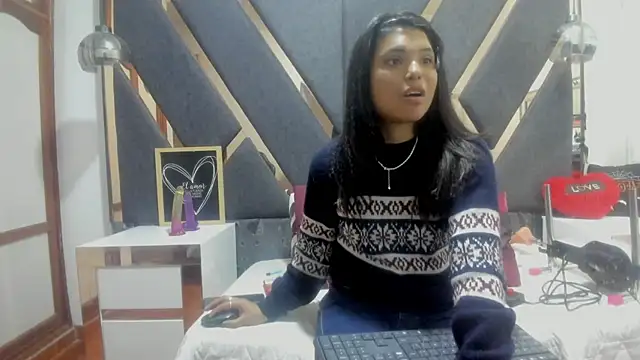 Snapshot of Maggyx chatting on 06.30.26 Maggyx online show from 06.30.26