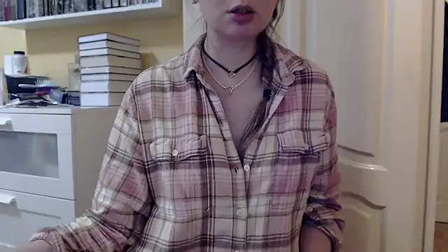 Snapshot of Tasiya chatting on 02.04.26 Tasiya online show from 02.04.26