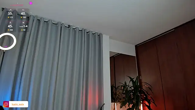 Snapshot of karinnixx chatting on 04.18.26 karinnixx online show from 04.18.26