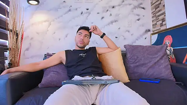 Snapshot of Max_Hornye chatting on 02.27.26 Max Hornye online show from 02.27.26