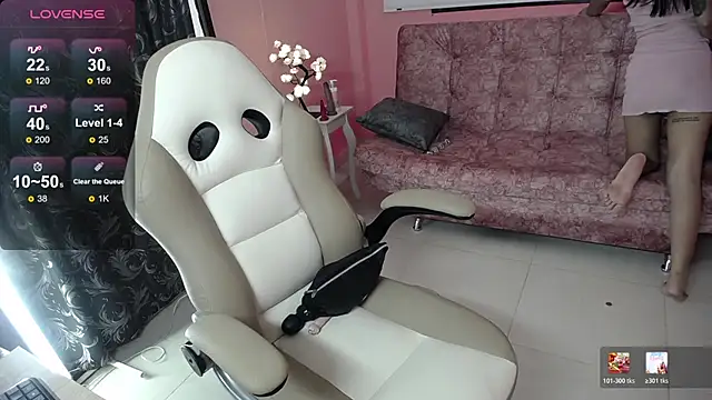 Snapshot of NatashaHot158 chatting on 02.13.26 NatashaHot158 online show from 02.13.26