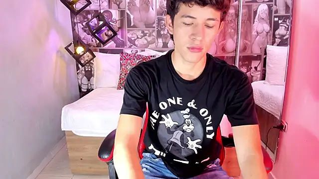 Snapshot of Christian_Foxx chatting on 02.25.26 Christian Foxx online show from 02.25.26