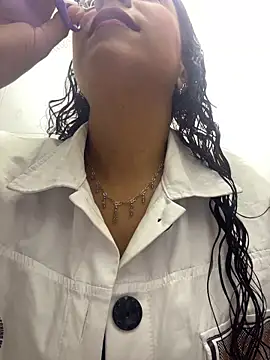 Snapshot of Ximena_firee chatting on 02.25.26 Ximena firee online show from 02.25.26