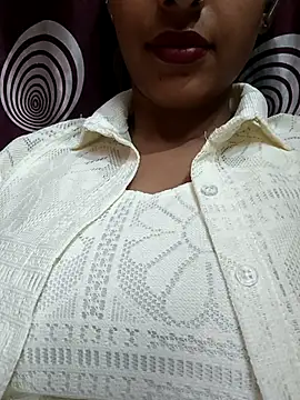 komalsharma99 online show from 04.26.26