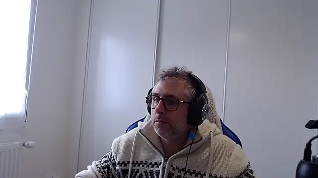 mika3377 online show from 02.20.26