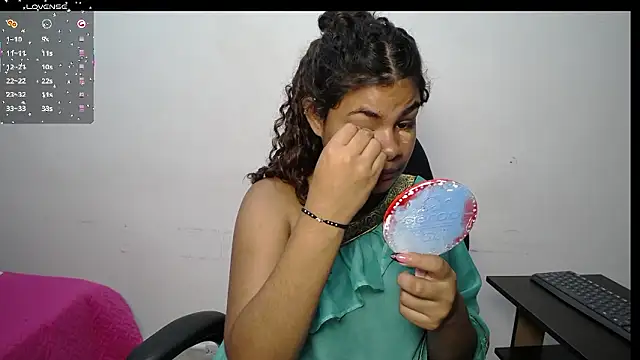 yaazhinii online show from 03.03.26