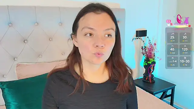 MiccaMadison online show from 03.25.26