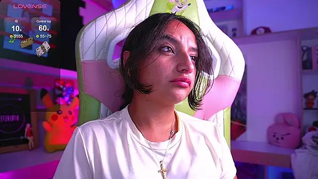 Snapshot of _emily_jonexs chatting on 02.25.26 emily jonexs online show from 02.25.26