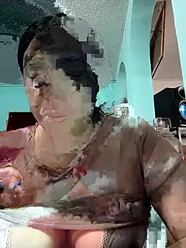 Snapshot of ashleymonroe4 chatting on 02.19.26 ashleymonroe4 online show from 02.19.26