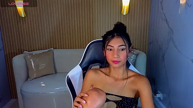 Perla Moon Tx online show from 02.28.26