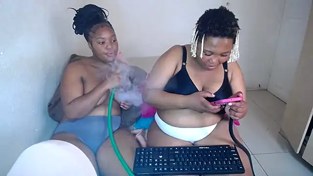 ChubbyBustyX online show from 04.11.26